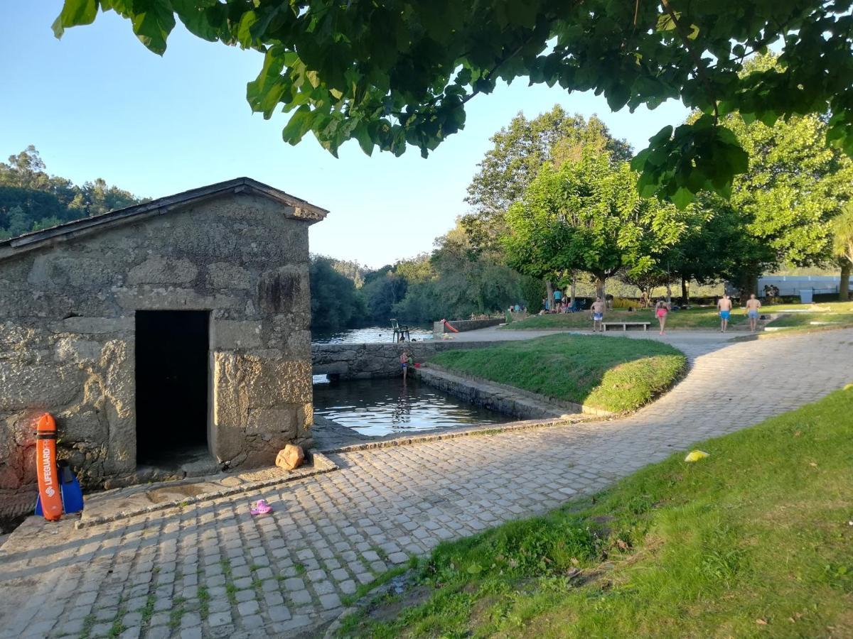 A Botica De Portomouro Lägenhet Val do Dubra Exteriör bild